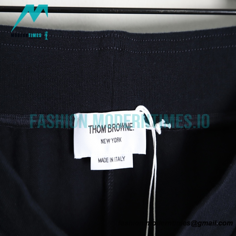 Thomas Browne - Knitted four-bar Shorts Pants